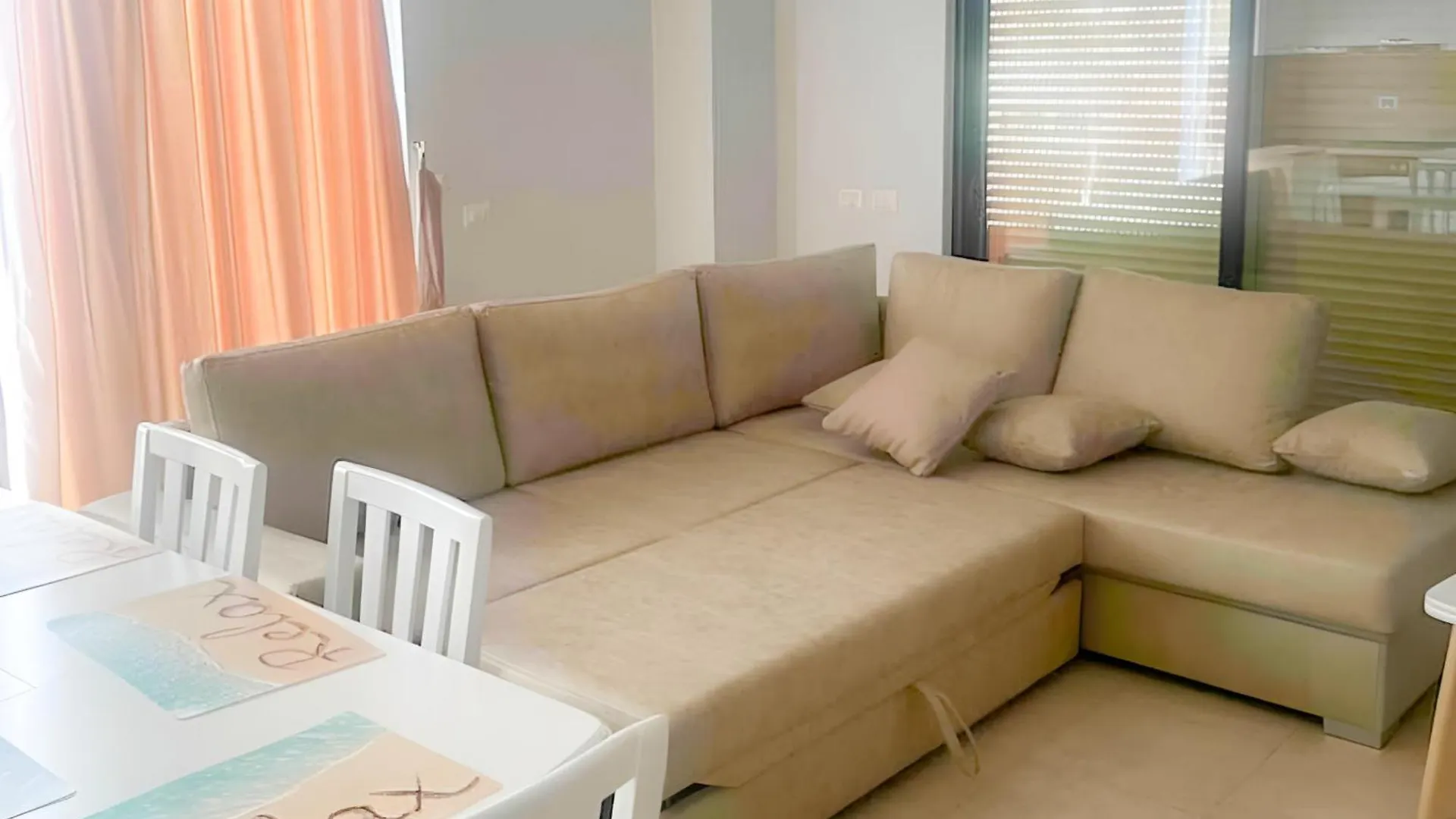 Yellow Building Durres Apartment