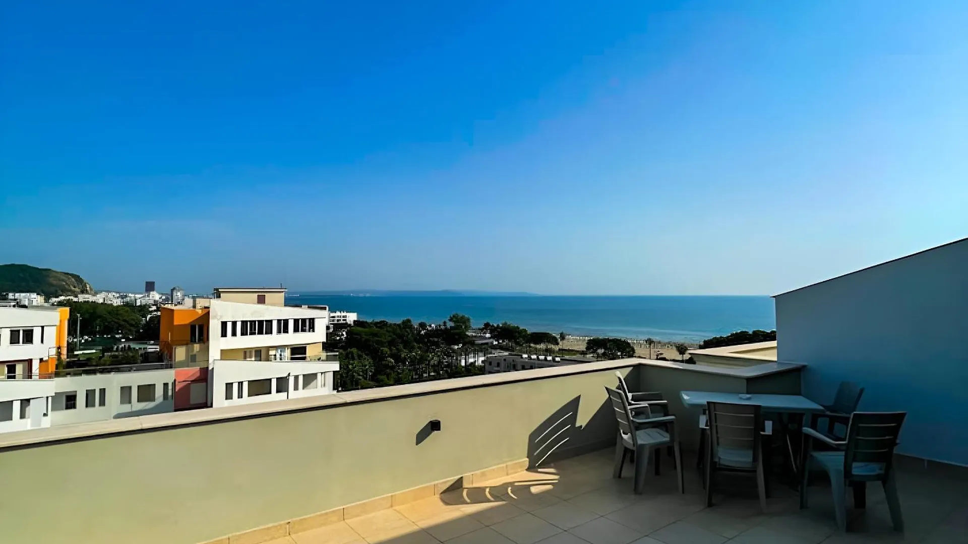 Yellow Building Durres Apartment